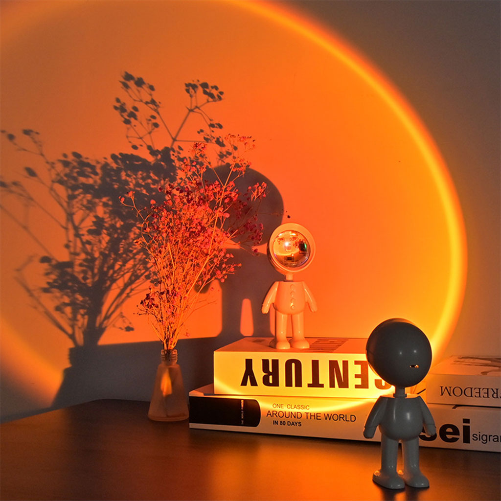 Astronaute Lampe de coucher de soleil rechargeable pour chambre et décoration intérieure avec batterie