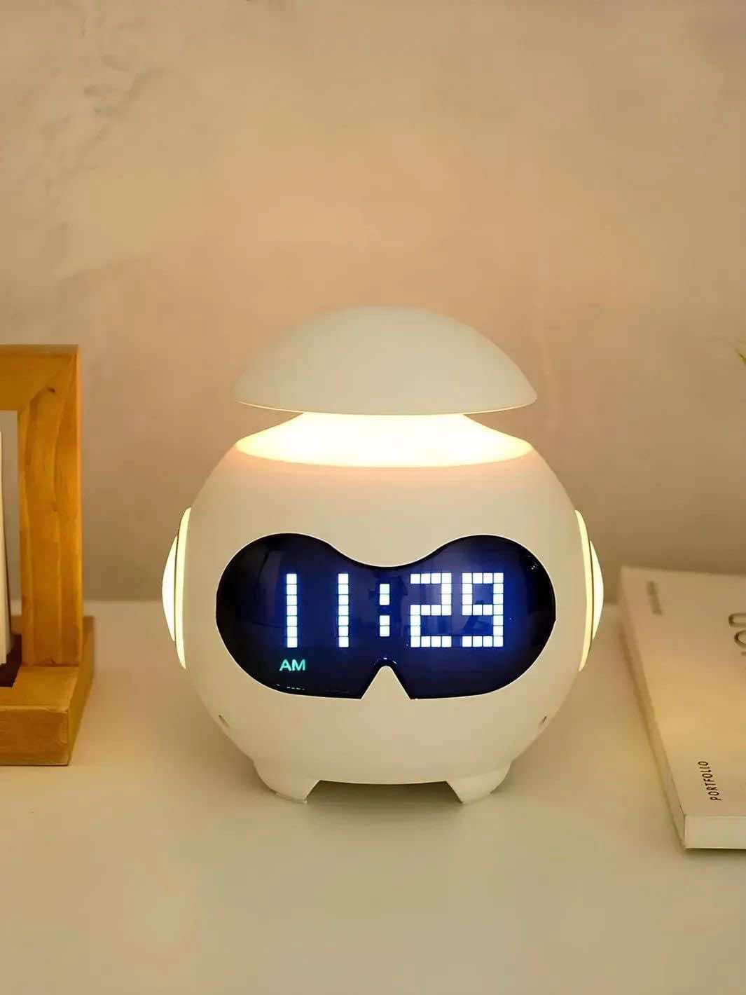 Réveil Numérique Rechargeable Robot Mignon avec USB, Horloge LED